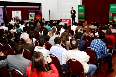 o_1ahg7nhcd1dvtaij5fro5a190em